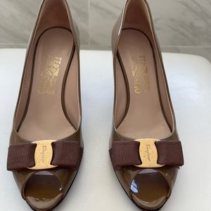 Salvatore Ferragamo Tan Patent Leather Peep Toe Pumps with Bow Details